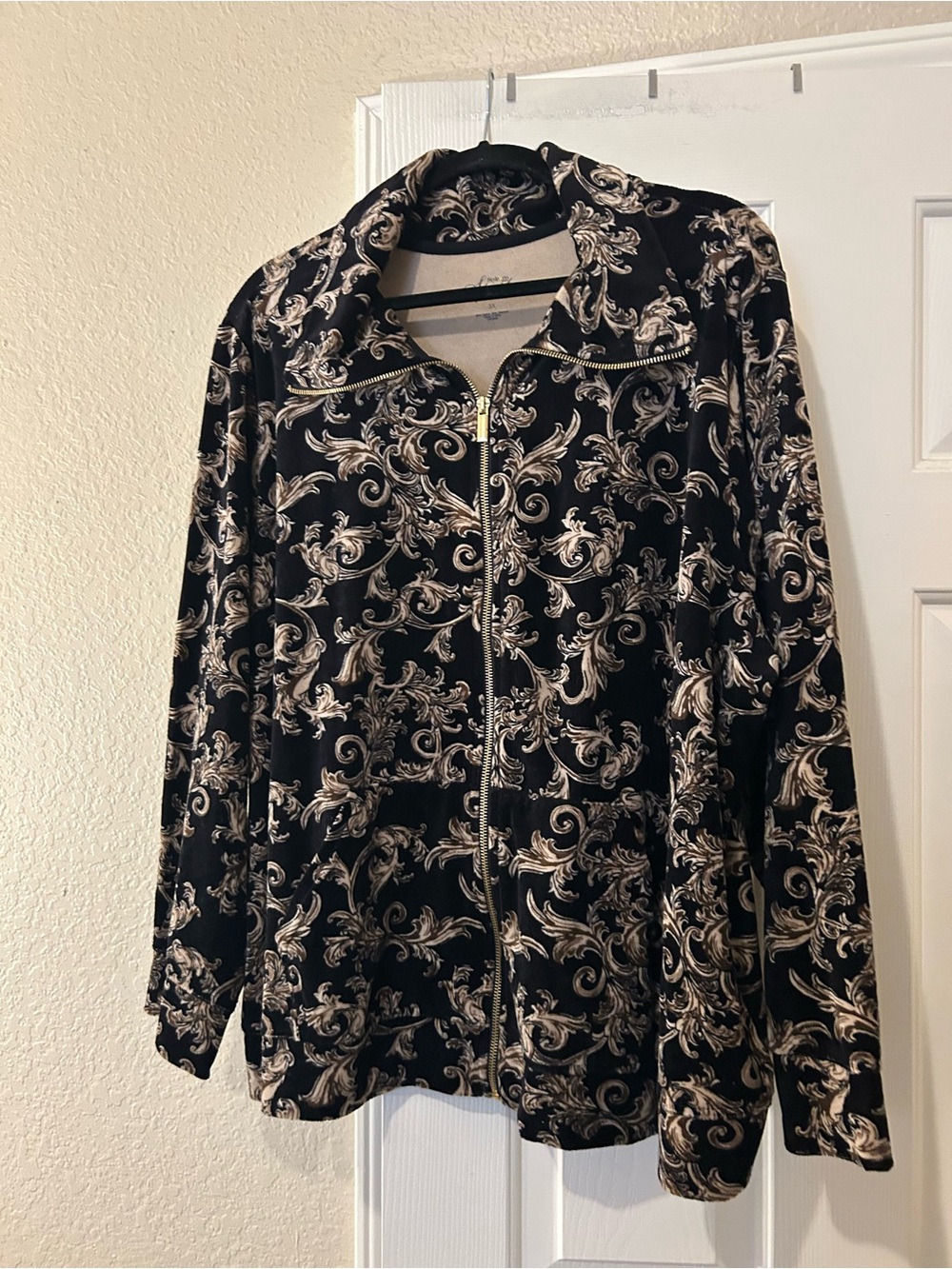 Style & Co. Black and Cream Scroll-Print Zip Bomber Jacket
